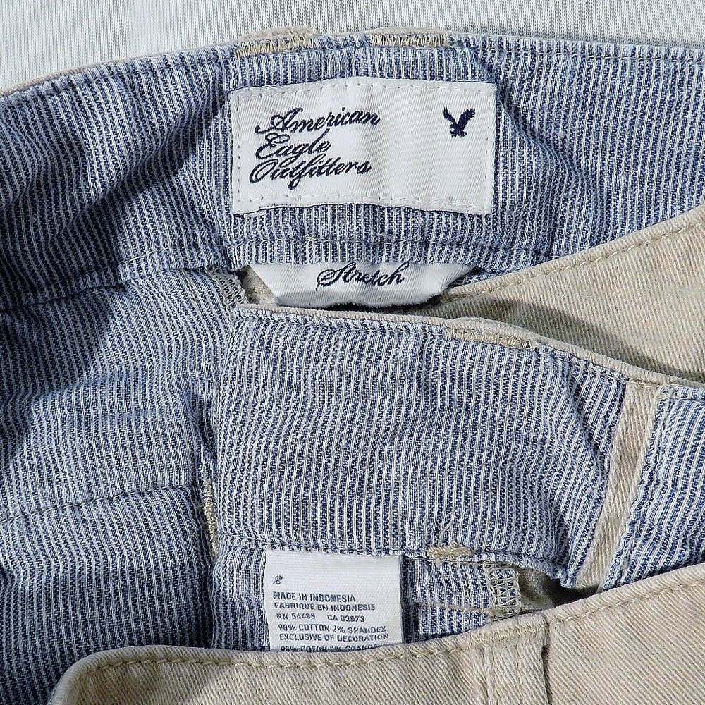 Lot of 3 Women's 2 & 5/6 (Actual 30.5" x 2.5") AEO & Aeropostale Shortie Shorts - Picture 11 of 11